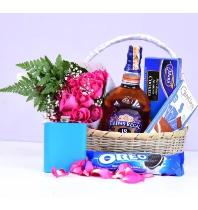 Chivas Regal & Pink Roses Gift Set